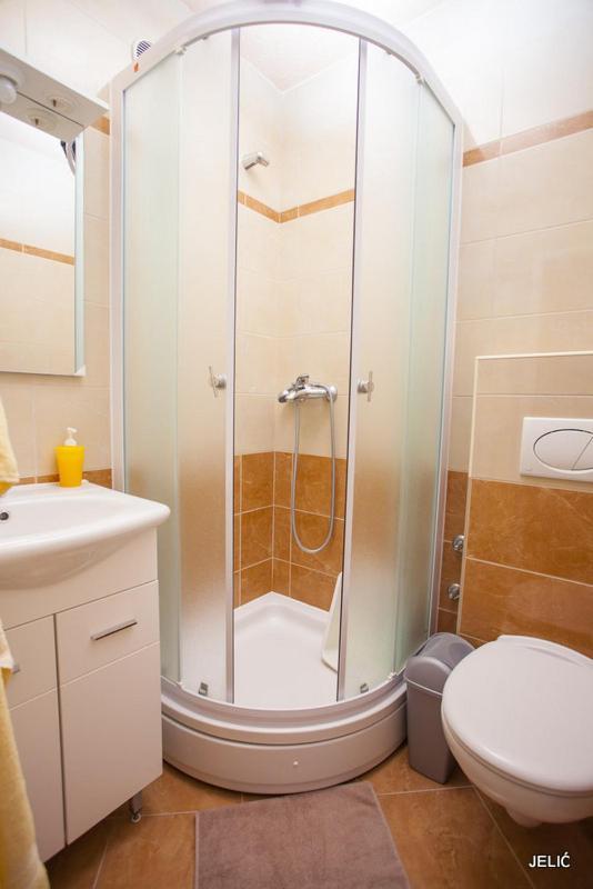 Apartment Aria Baška Voda Dış mekan fotoğraf