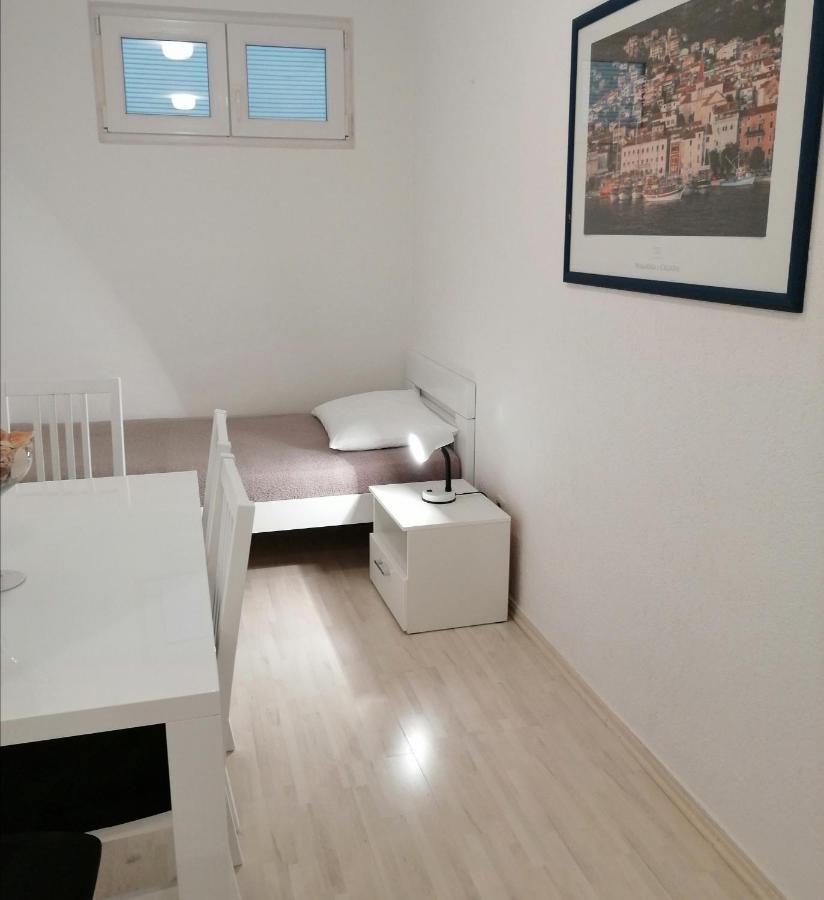 Apartment Aria Baška Voda Dış mekan fotoğraf